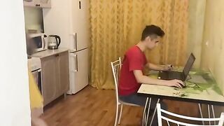 The computer broke down, and a friend came to repair it. He also repaired her