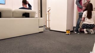 A wife ordered a pizza and got fucked by the delivery guy