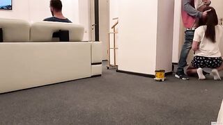 A wife ordered a pizza and got fucked by the delivery guy
