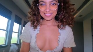 This is the type of pussy to worry about!!! TheStartOfUs knows best!!!
