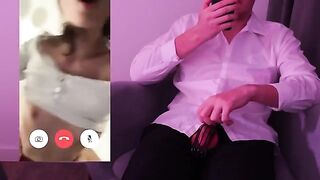Guy couldn’t hold cum and his girlfriend got it on her