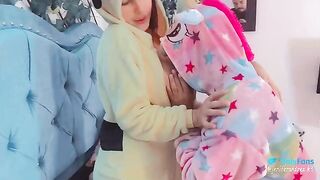 A pregnant woman in her sixth month enjoys a great cock sucking