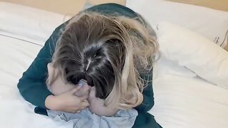 Two schoolgirls and her teacher get better notes with a good fuck