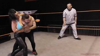 Hot brunette Nadia White dominates Glenn King in a mean world