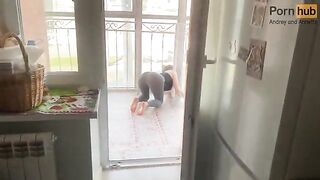 I helped my stepmom after she got stuck on the balcony