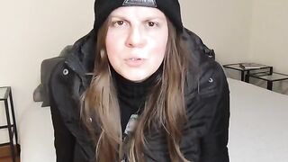 A neighbor begs for anal creampie in a steamy Wisconsin scene