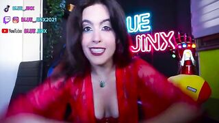 A sexy woman takes a great blowjob from her boyfriend