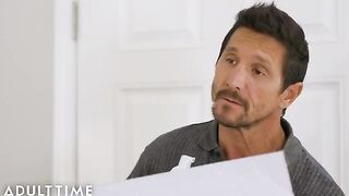 Savannah Sixx gives her stepdad an unforgettable massage