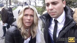A man arranged a meeting with a wealthy blonde and her future husband