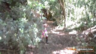 African girls in a steamy lesbian homemade video