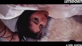The girl knows how to seduce her roommate and make love