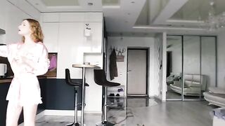 I’ll be visiting this neighbor every single day!