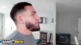 Peter Green is obsessed with PAWG Harley King's juicy booty