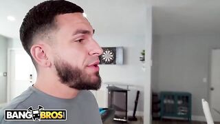 Peter Green is obsessed with PAWG Harley King's juicy booty