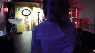 Behind the scene with Wet Kelly - Masturbating during filming