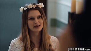 The bride-to-be gets enticed into a steamy lesbian encounter