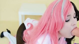Hidori Rose fucks a massive cock after teasing with her pussy