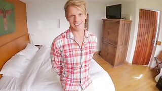The guy fucks his fan and makes her cum and cum, with intense pussy licking that brings her to a squirting orgasm, just as she’s always dreamed of. She’s overwhelmed with pleasure and thanks him for the best experience ever, a moment that fits perfectly w