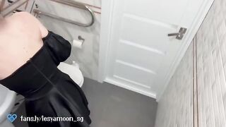 A stunning brunette, Lesya Moon, had an unforgettable first encounter in the toilet