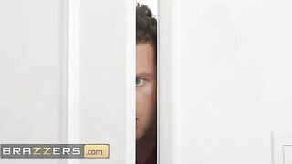 Coco Lovelock squirts, fucks her stepbrother in a steamy scene