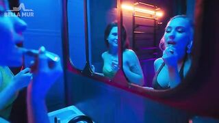 Girl was fond of sex, got acquainted in the toilet and fucked hard