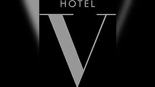 Two hungry girls seduced a hotel employee for sex