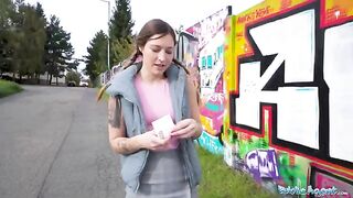 The agent met a girl on the street and offered her a modelling job, fuck for cash