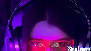 A gamer girl was fucked hard and reached climax in the first POV