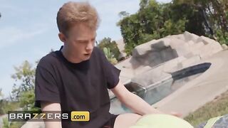 Dee Williams and her stepdaughter share a thrilling experience