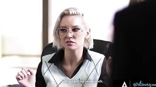 The boss called the girls to her office and made them eat her pussy