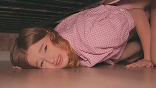 The stepsister is stuck. Yes, this is already a classic of the genre