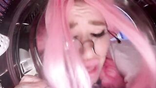 My stepsister is stuck in the washing machine drum