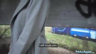 A pick up guy fucked pretty Russian babe in a cowgirl pose outdoors