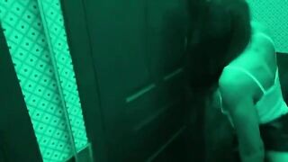 A man fucked his roommate in the toilet bar, no woman!
