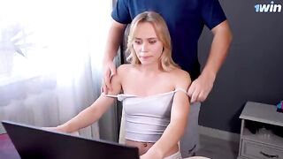 A massage for the streamer stepsister ended with her swallowing the cum
