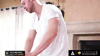 Elena Koshka got banged by her BF’s masseur with oil