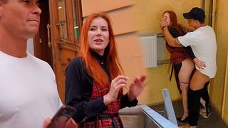 A busty girl made a blowjob in the vestibule and then had sex at a YouTuber’s place