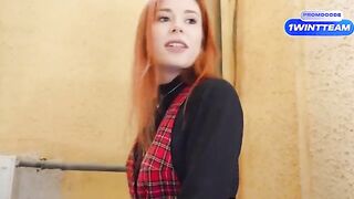 A busty girl made a blowjob in the vestibule and then had sex at a YouTuber’s place