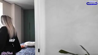 A lonely MILF called a handyman to fix something, but ended up having sex