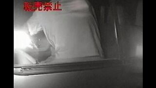 A girl tried to have sex with her boyfriend in his car