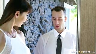 A noble man with a huge cock fucks a beautiful woman