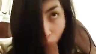 A girl learned to suck a guy’s cock and did it perfectly