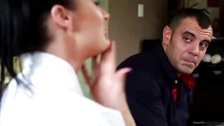 Alektra Blue massage and then she sits on the dick