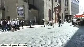 I walked naked in the park and showed my pussy to passers-by