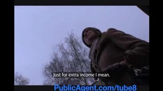 A street girl agreed to fuck for money with a stranger in HD
