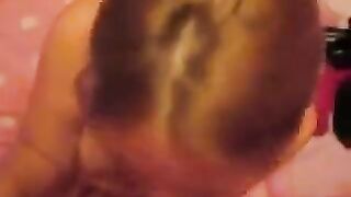 The guy finished up his cum in the girl’s mouth - Homemade