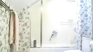 Camera in the toilet, hidden piss shot - don't peek!