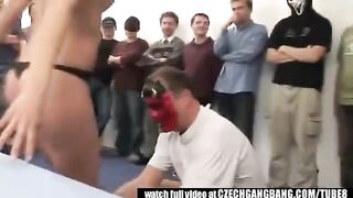 An abnormal model has a dirty mouth