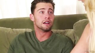 A man fucked sexy blonde masseuse at massage session