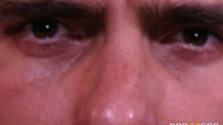 The young athlete girl Sarah Jesse was fucked by her boyfriend on the couch